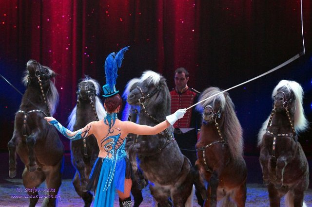 0005Heilbronner Weihnachtscircus2012(c)Stefan Nolte-www.circusphotos.de resized resized
